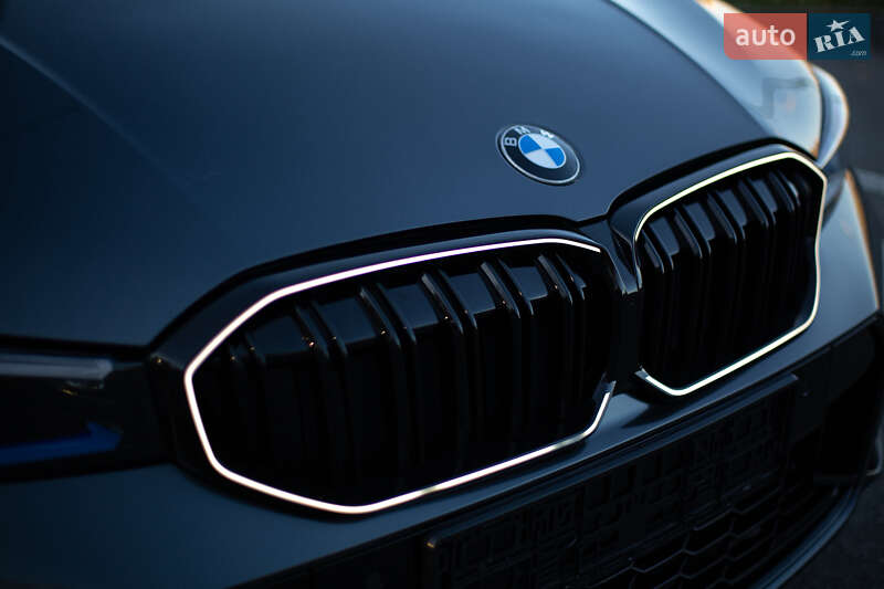 Седан BMW 3 Series 2020 в Виннице