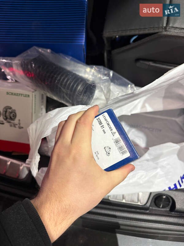 Седан BMW 3 Series 2014 в Киеве