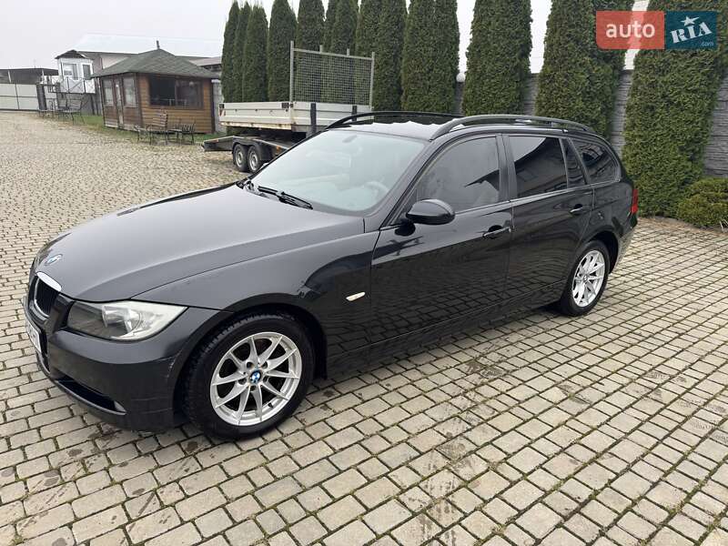 Универсал BMW 3 Series 2008 в Нововолынске фото Универсал BMW 3 Series 2008 в Нововолынске
