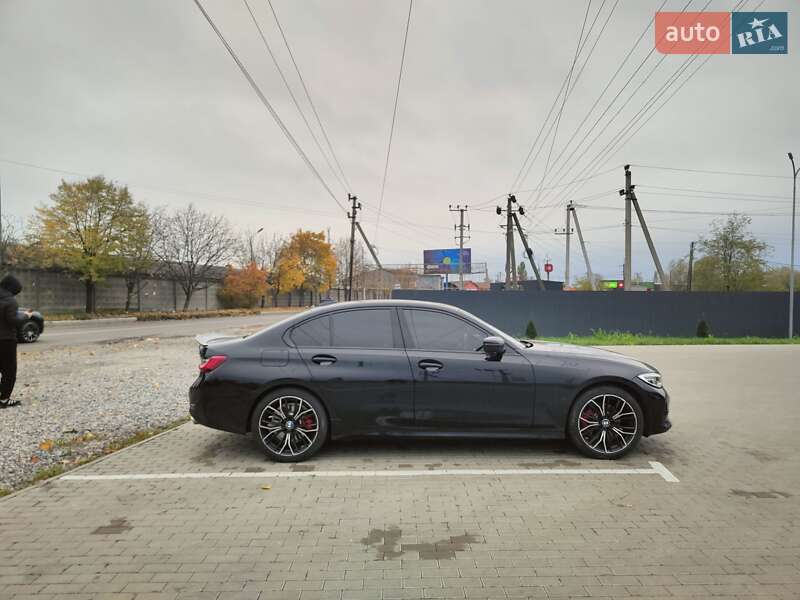 Седан BMW 3 Series 2019 в Киеве