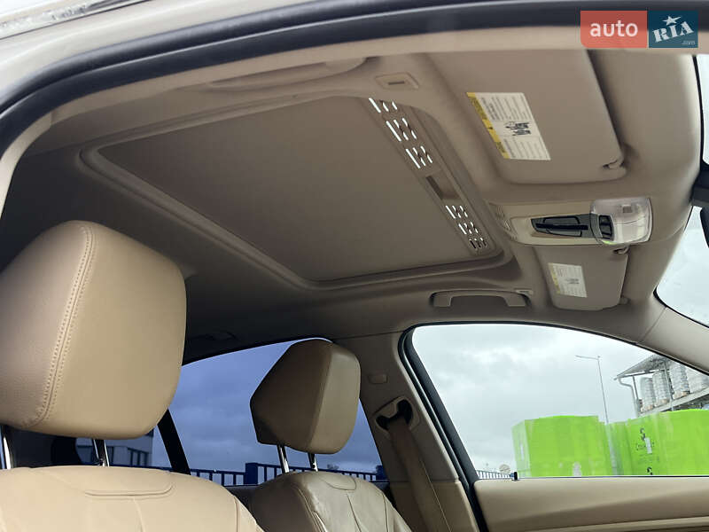 Седан BMW 3 Series 2012 в Ковеле