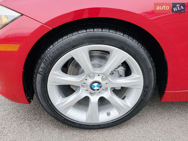 Седан BMW 3 Series 2014 в Хмельницькому