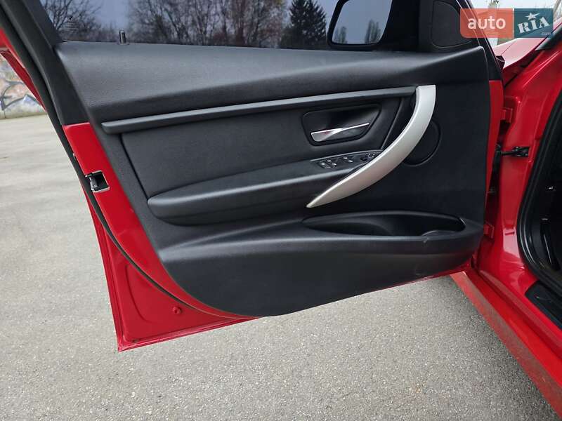 Седан BMW 3 Series 2014 в Хмельницькому
