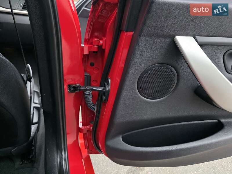 Седан BMW 3 Series 2014 в Хмельницькому