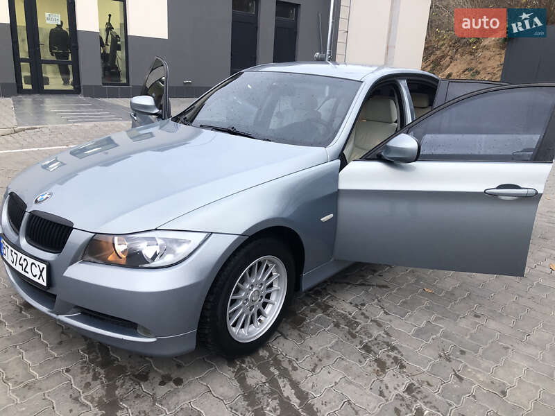 Седан BMW 3 Series 2005 в Николаеве фото 9 Седан BMW 3 Series 2005 в Николаеве