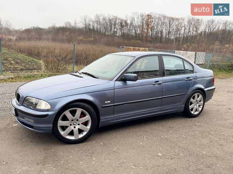 Седан BMW 3 Series 2001 в Изяславе