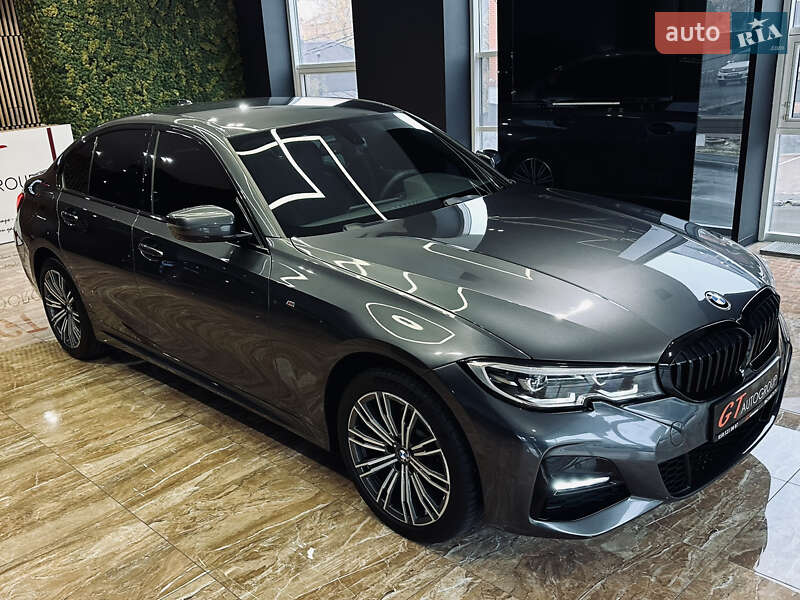 Седан BMW 3 Series 2019 в Киеве