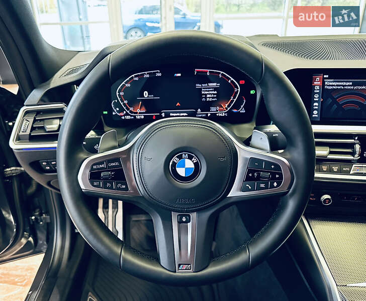Седан BMW 3 Series 2019 в Киеве