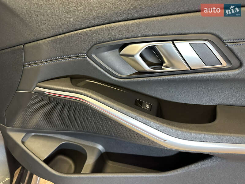 Седан BMW 3 Series 2019 в Киеве