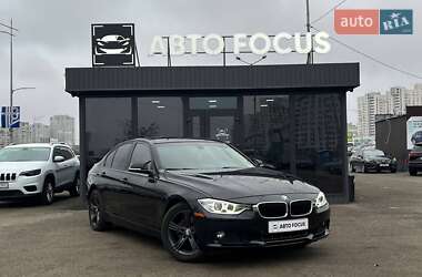 Седан BMW 3 Series 2015 в Києві