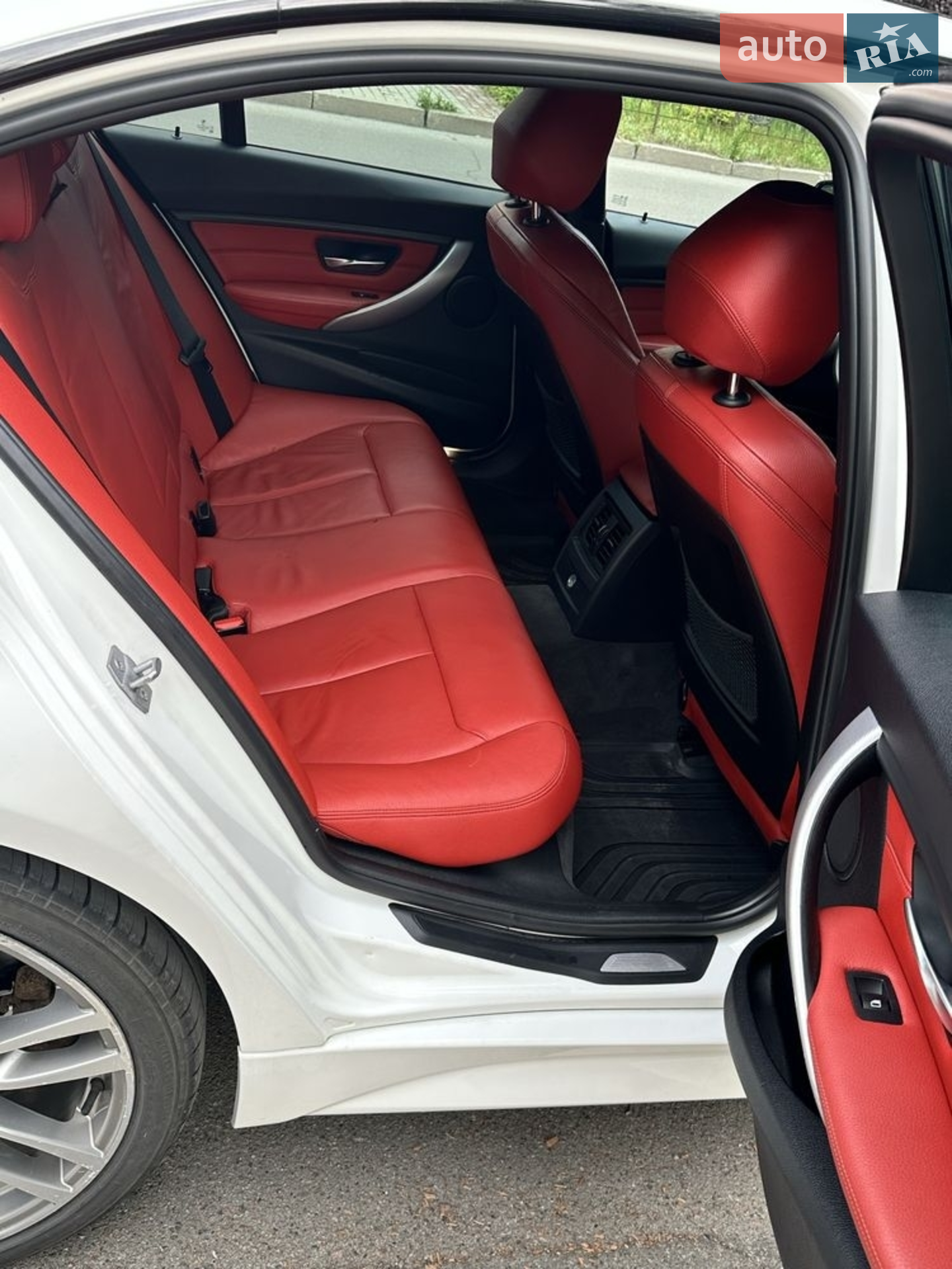 2013 BMW 3er - мініатюра 11
