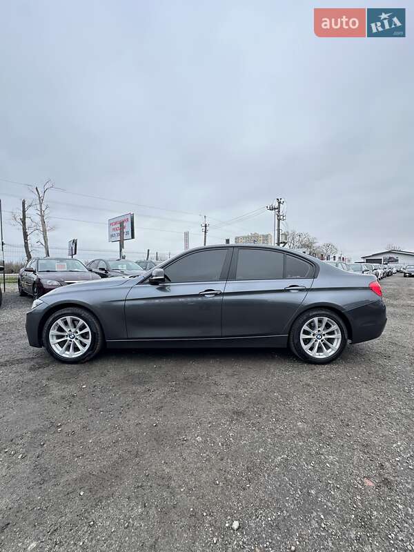 Седан BMW 3 Series 2017 в Белогородке