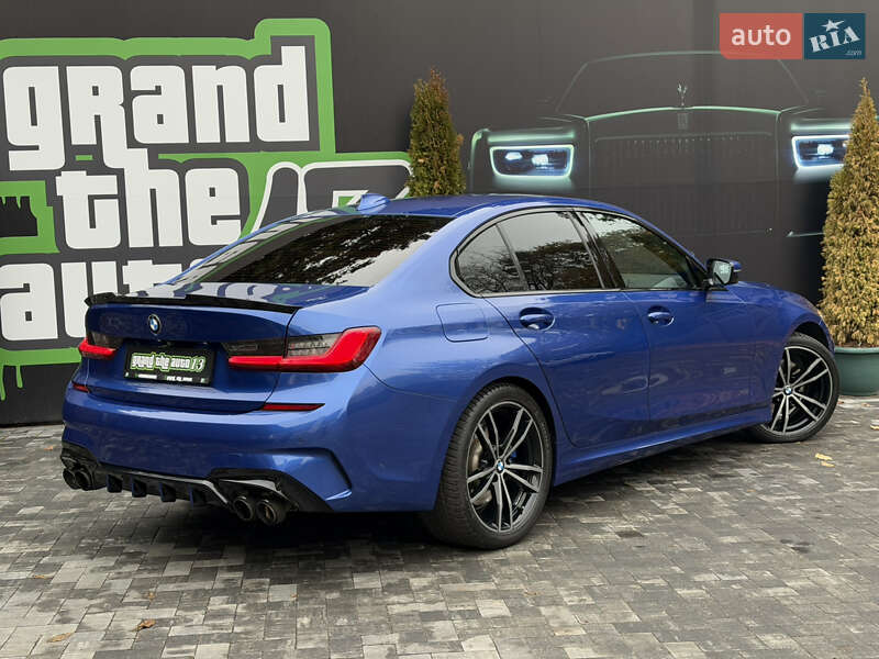 Седан BMW 3 Series 2018 в Киеве