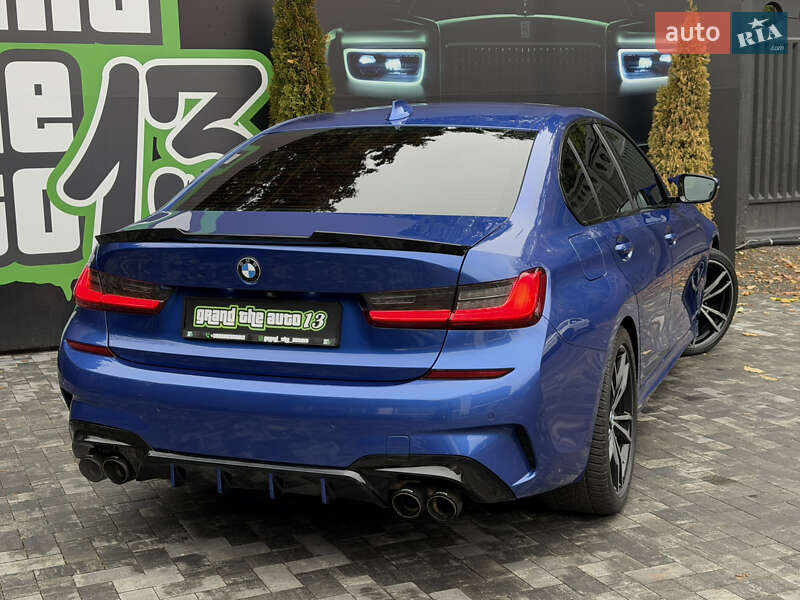 Седан BMW 3 Series 2018 в Киеве