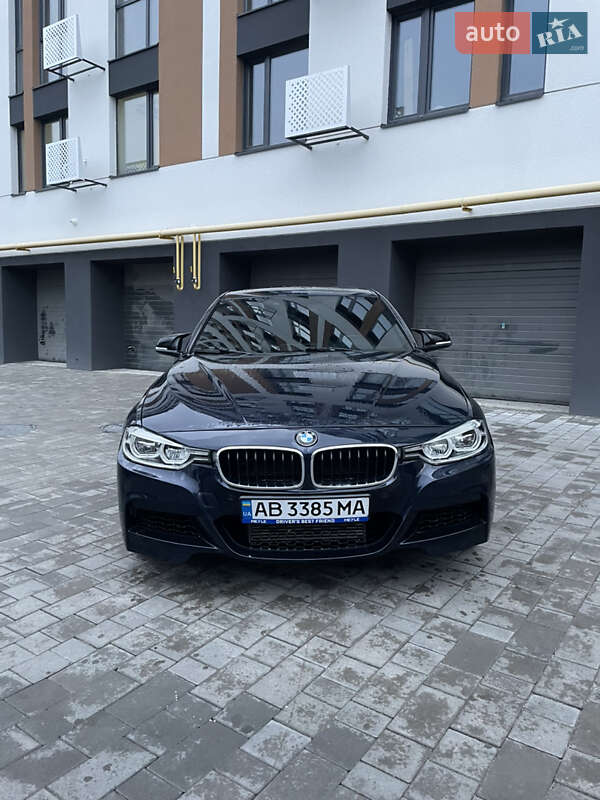 Седан BMW 3 Series 2015 в Виннице