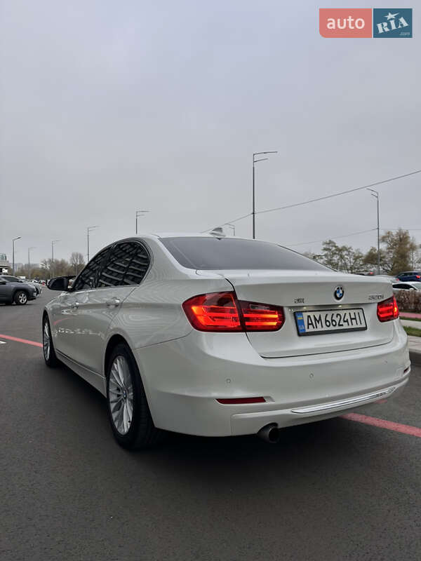 Седан BMW 3 Series 2013 в Киеве