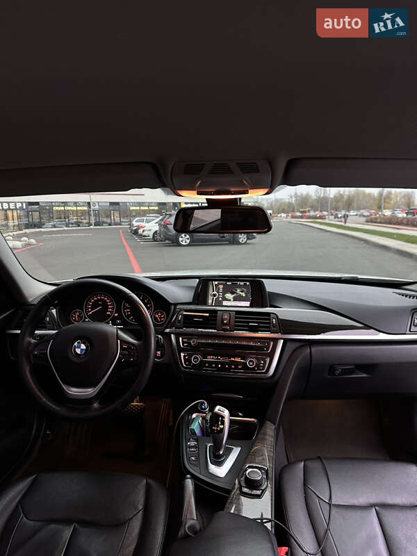 Седан BMW 3 Series 2013 в Киеве