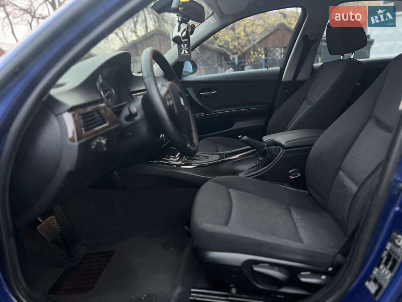 Седан BMW 3 Series 2008 в Миколаєві