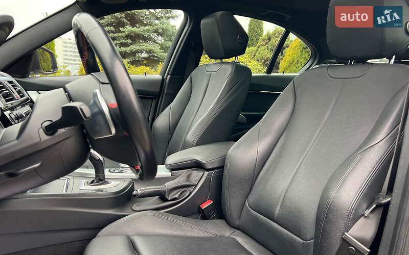 Седан BMW 3 Series 2015 в Львові