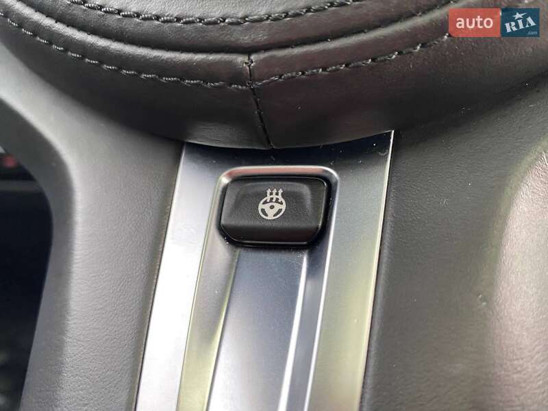 Седан BMW 3 Series 2020 в Львове