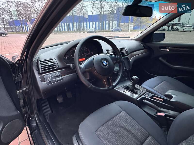 Седан BMW 3 Series 2002 в Одессе