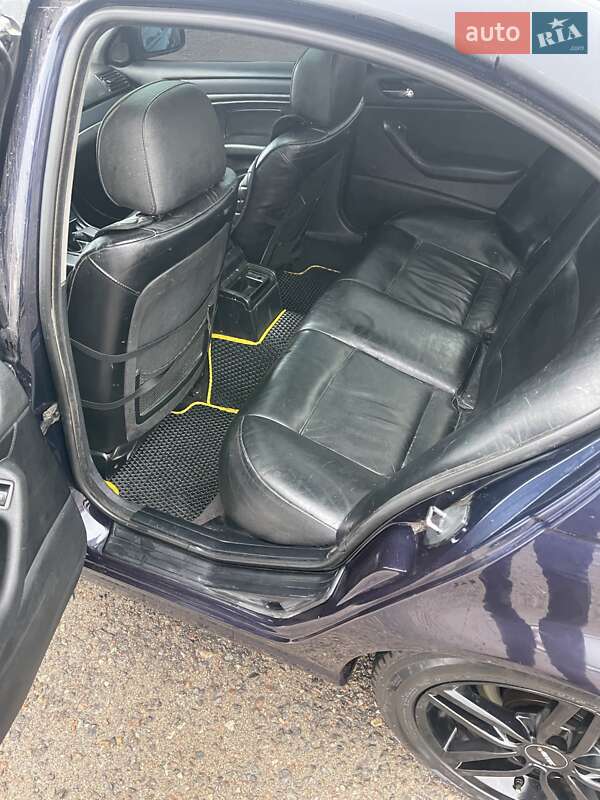 Седан BMW 3 Series 1999 в Подольске