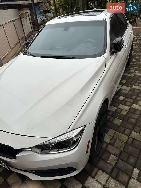 Седан BMW 3 Series 2017 в Гостомеле