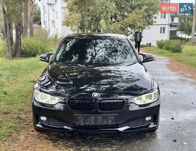 Седан BMW 3 Series 2013 в Киеве