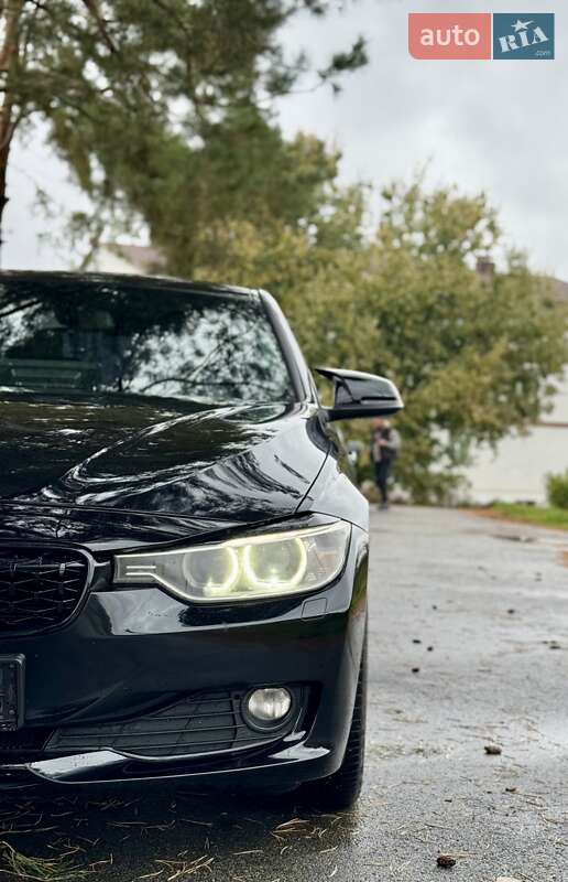 Седан BMW 3 Series 2013 в Киеве