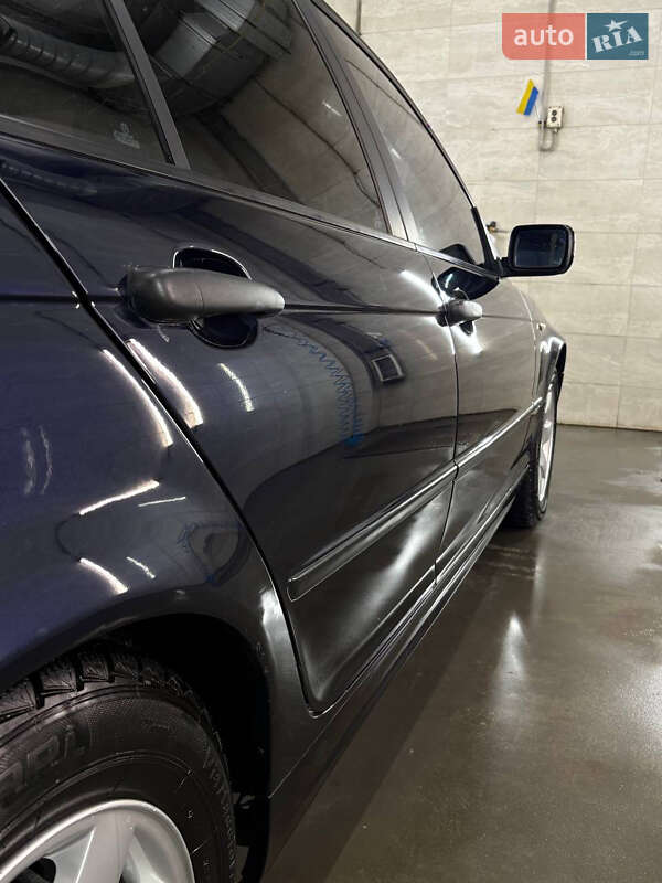 Седан BMW 3 Series 2004 в Києві