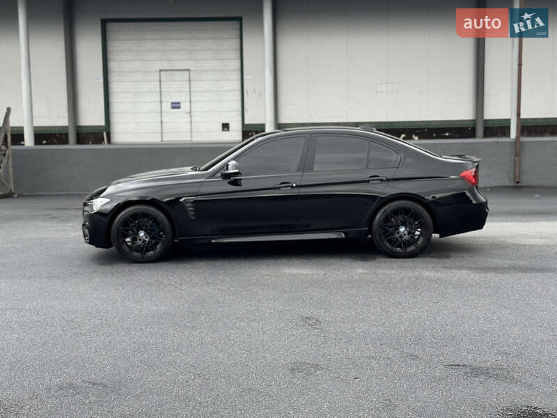 Седан BMW 3 Series 2014 в Виннице