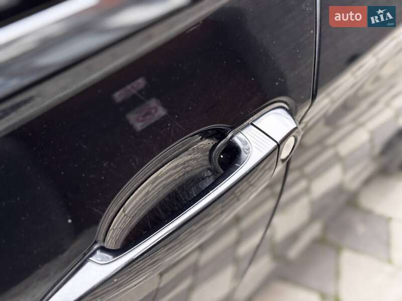 Седан BMW 3 Series 2016 в Ивано-Франковске