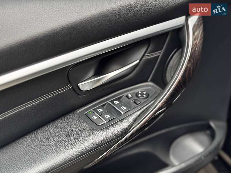 Седан BMW 3 Series 2016 в Ивано-Франковске