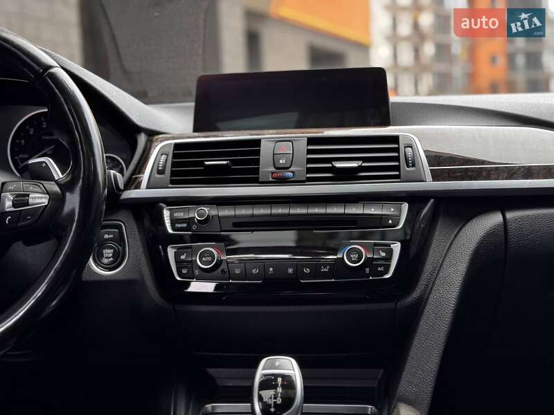 Седан BMW 3 Series 2016 в Ивано-Франковске