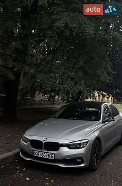 Седан BMW 3 Series 2016 в Києві