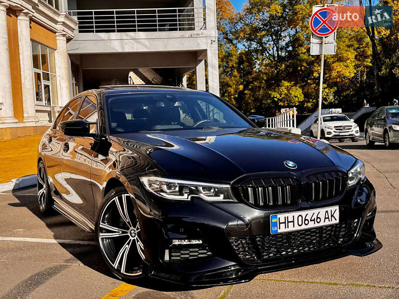 Седан BMW 3 Series 2019 в Одессе