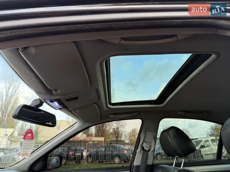Седан BMW 3 Series 2001 в Николаеве фото 16 Седан BMW 3 Series 2001 в Николаеве