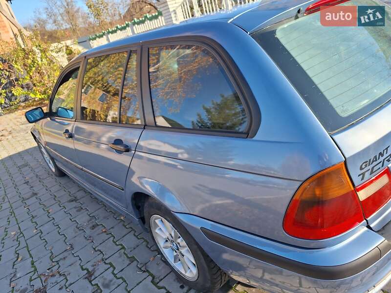 Универсал BMW 3 Series 2001 в Черновцах