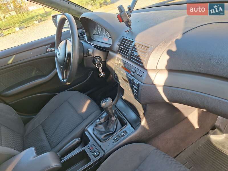 Универсал BMW 3 Series 2001 в Черновцах