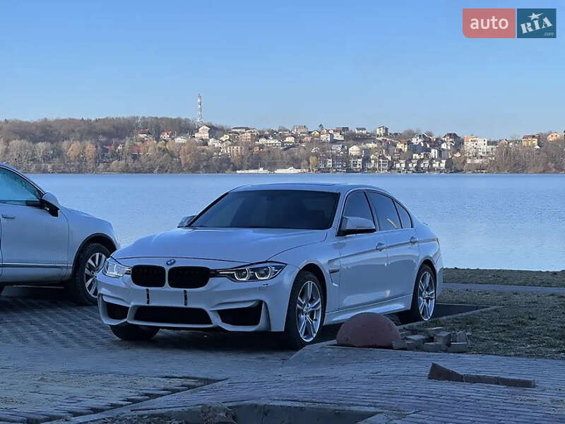 Седан BMW 3 Series 2017 в Львове