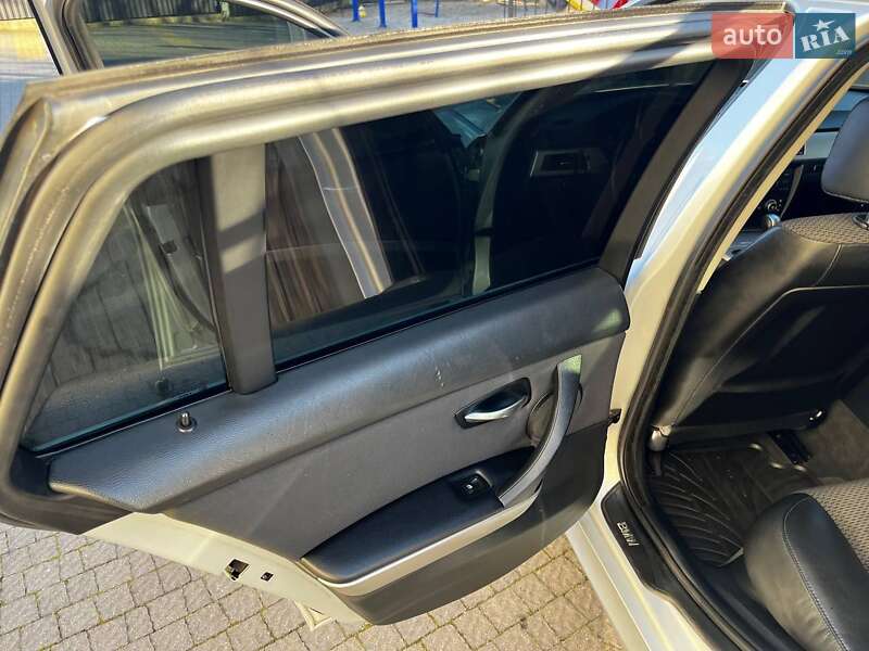 Универсал BMW 3 Series 2006 в Львове фото 23 Универсал BMW 3 Series 2006 в Львове