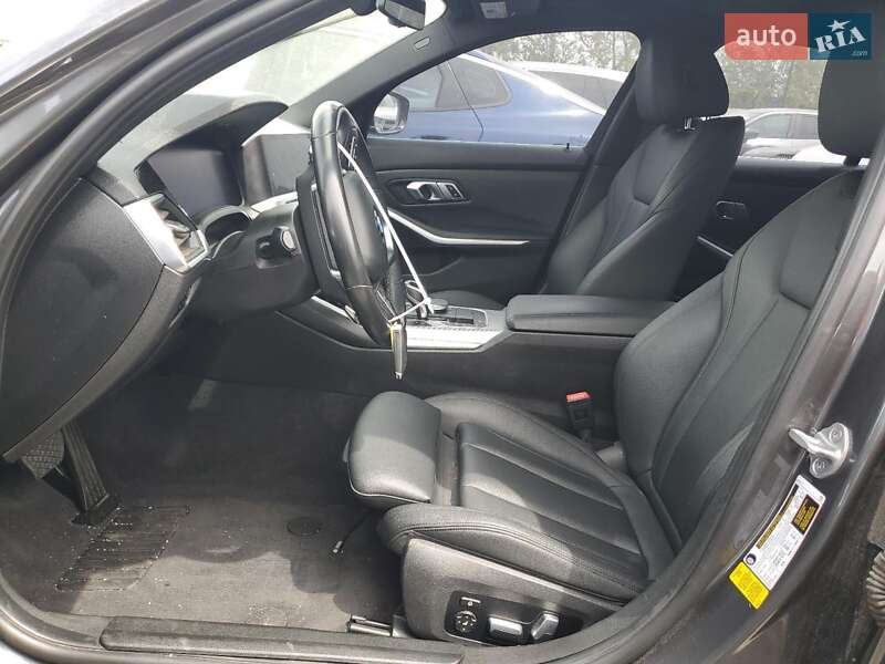 Седан BMW 3 Series 2019 в Ровно