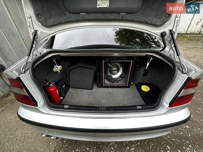 Седан BMW 3 Series 2002 в Ивано-Франковске фото 40 Седан BMW 3 Series 2002 в Ивано-Франковске