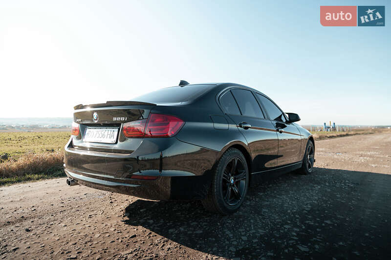 Седан BMW 3 Series 2015 в Золочеве фото 11 Седан BMW 3 Series 2015 в Золочеве