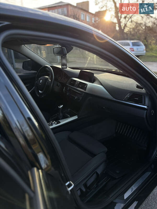 Универсал BMW 3 Series 2015 в Волочиске фото 14 Универсал BMW 3 Series 2015 в Волочиске