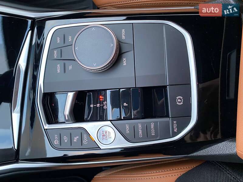 Седан BMW 3 Series 2023 в Дніпрі