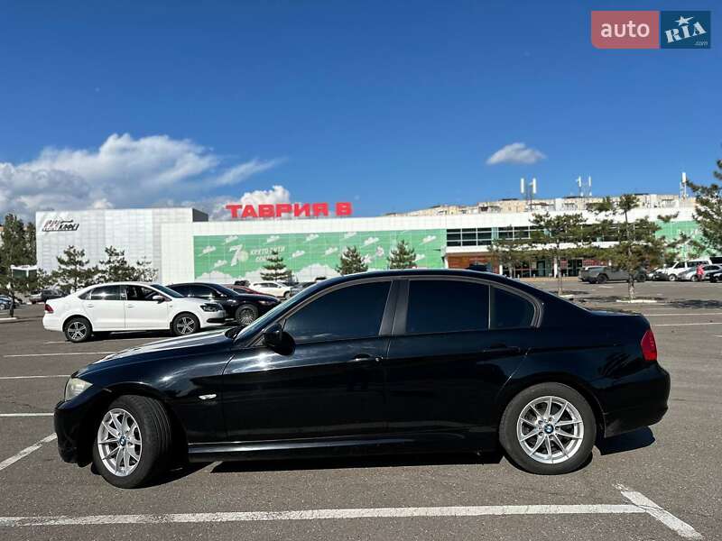 Седан BMW 3 Series 2010 в Николаеве фото 3 Седан BMW 3 Series 2010 в Николаеве