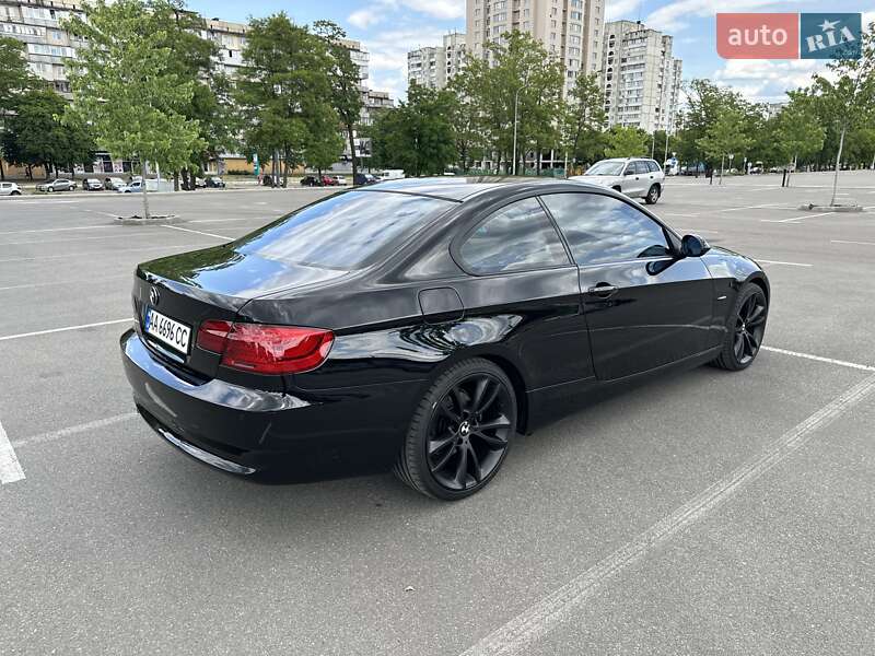 Купе BMW 3 Series 2007 в Киеве