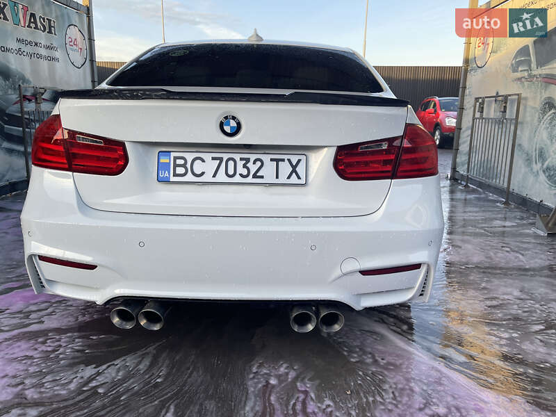 Седан BMW 3 Series 2014 в Львове
