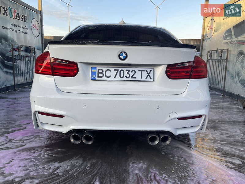 Седан BMW 3 Series 2014 в Львове